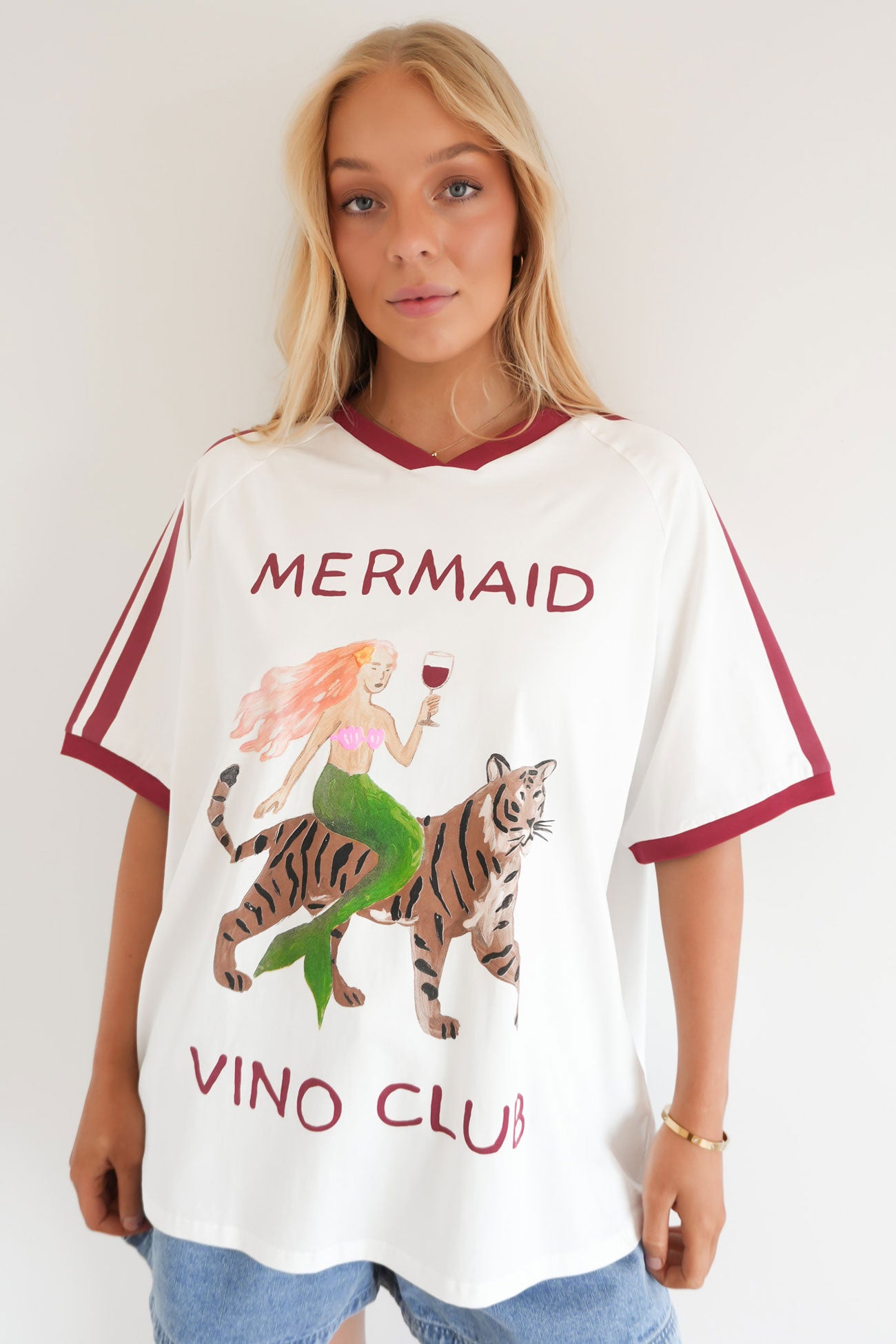 Vino Club Tee White