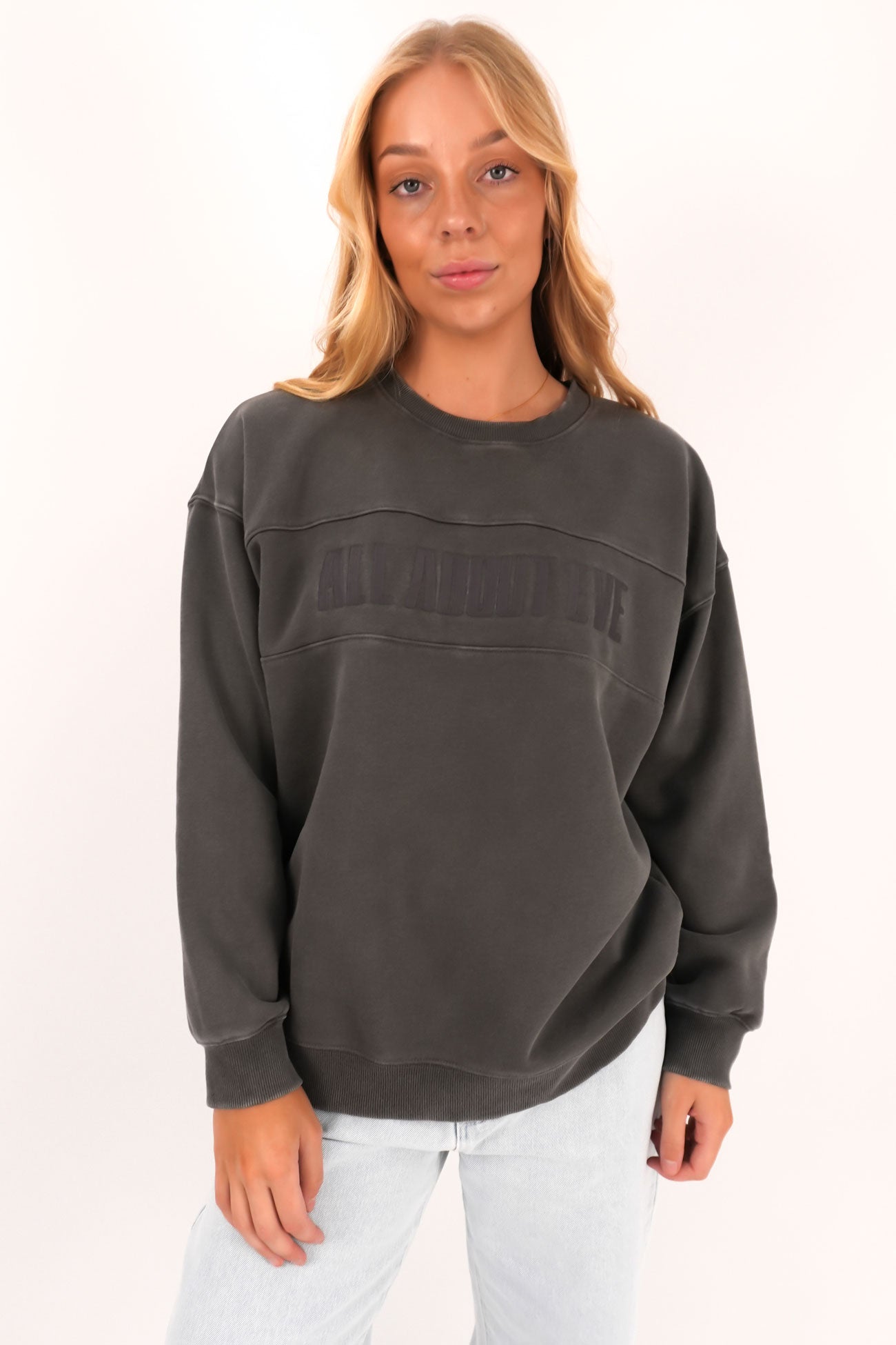 Vital-Washed-Oversized-Crew-Charcoal-fcjpg