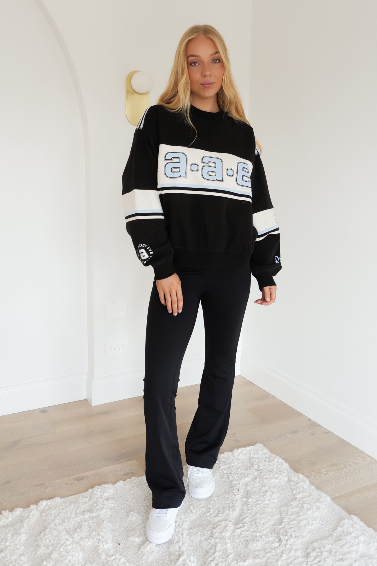 Wild Nation Box Crew Black