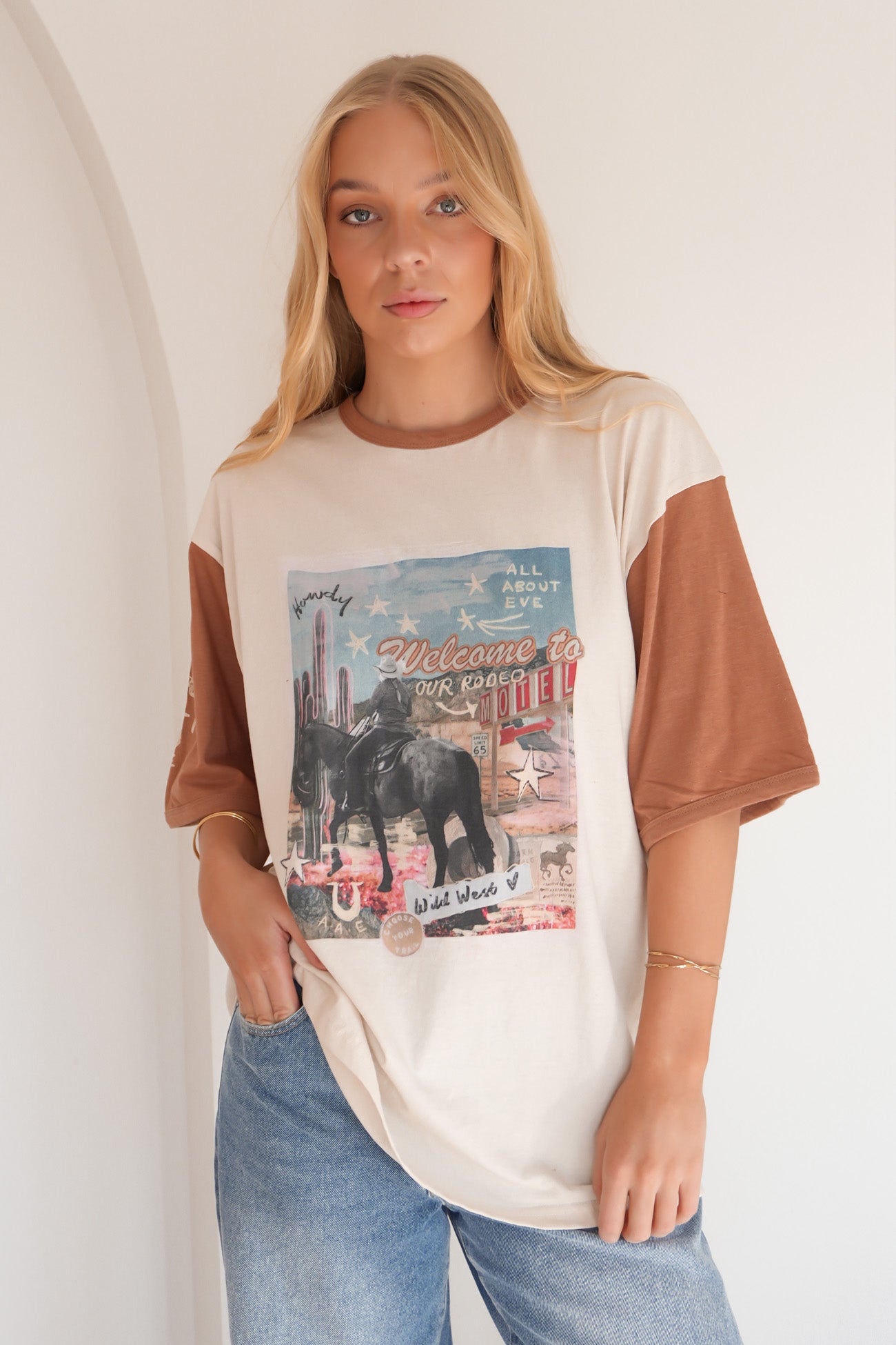 Wild West Oversized Tee Vanilla