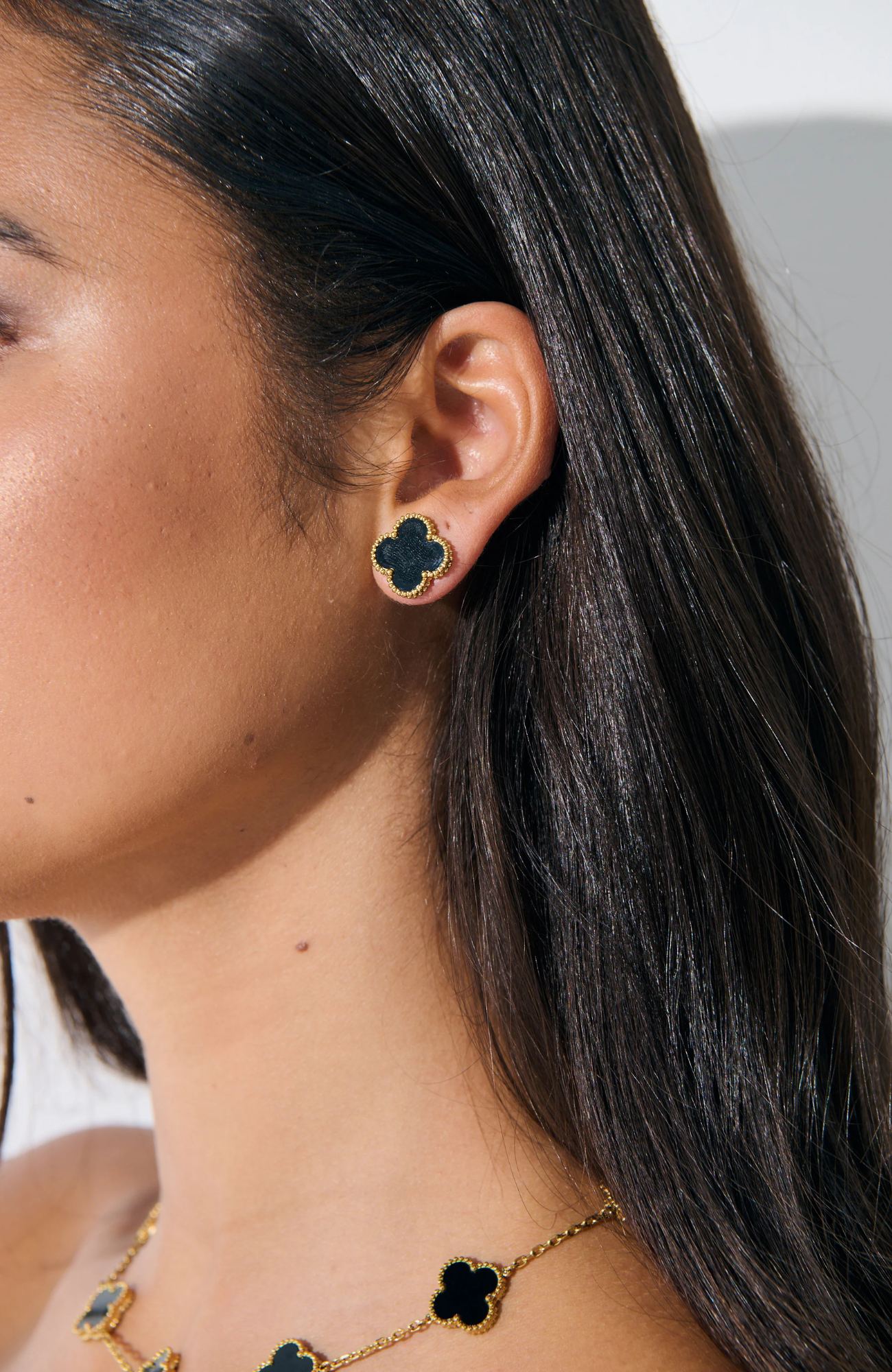 Wynn Earrings Black Gold