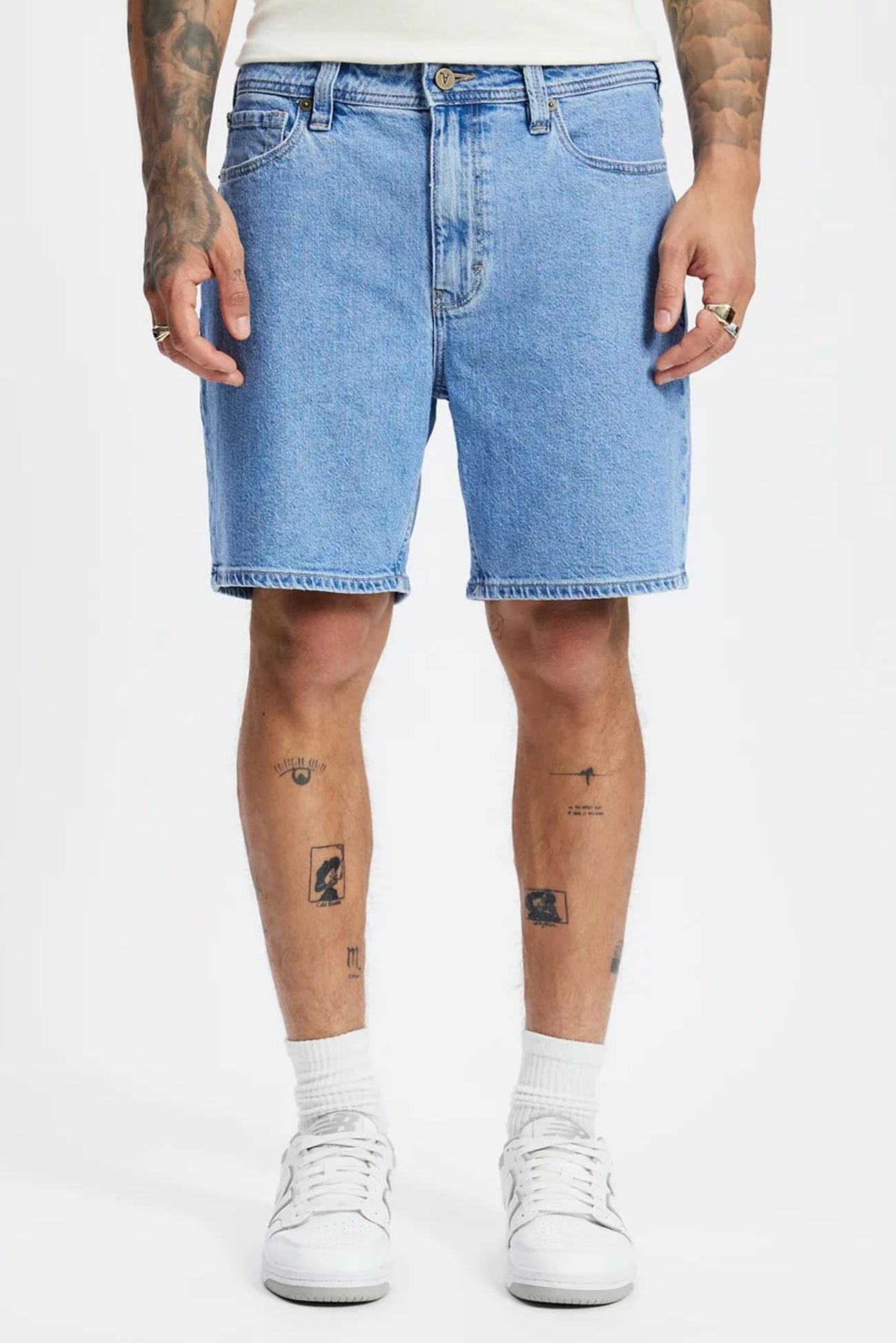 A3 Straight Short Larry