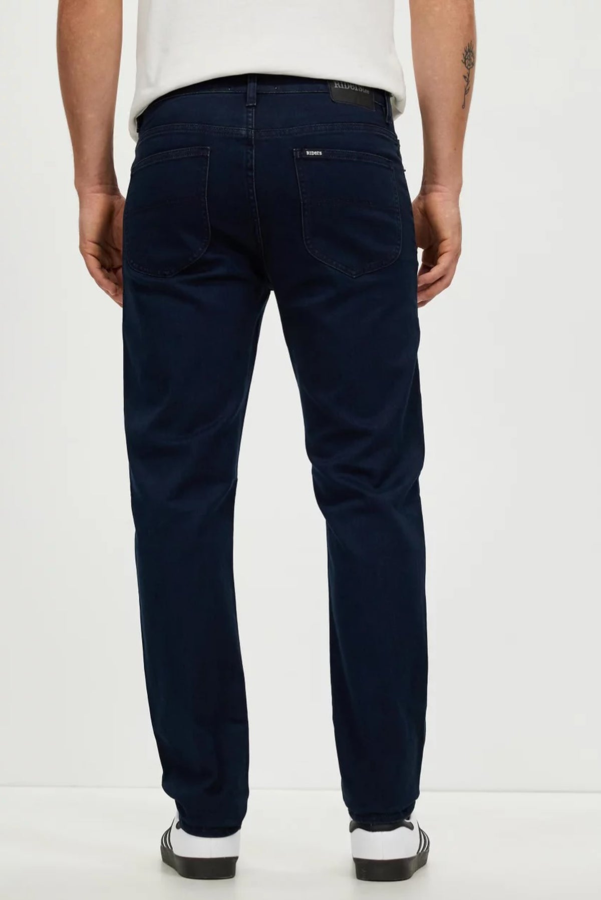 R2 Slim & Narrow Stretch Jean Clean Rinse