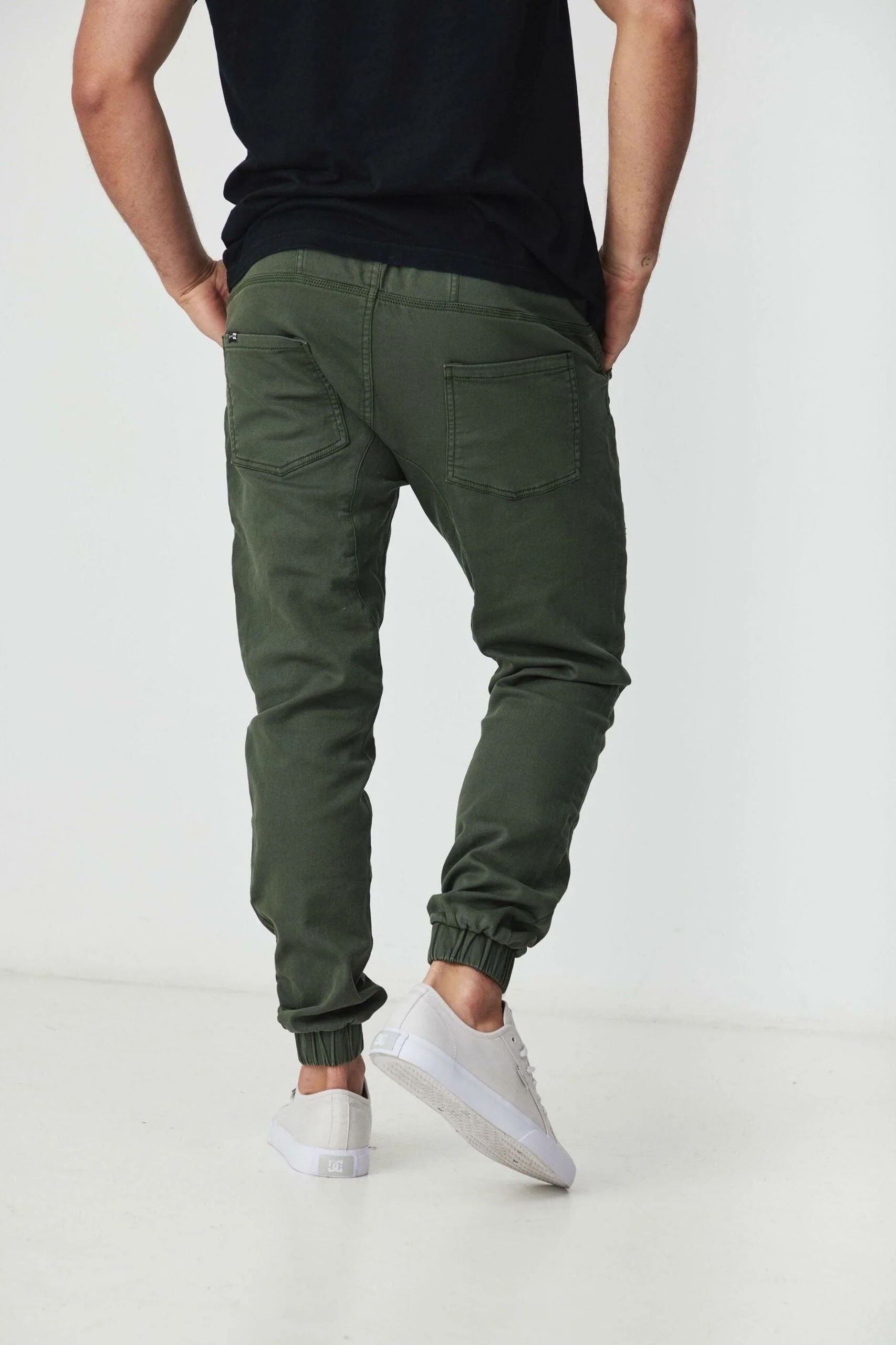 James Jogger Pant Military