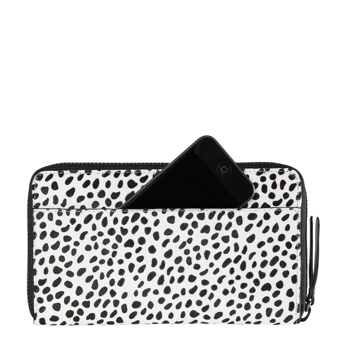 Delilah Wallet Snow Cheetah Status Anxiety - Jean Jail