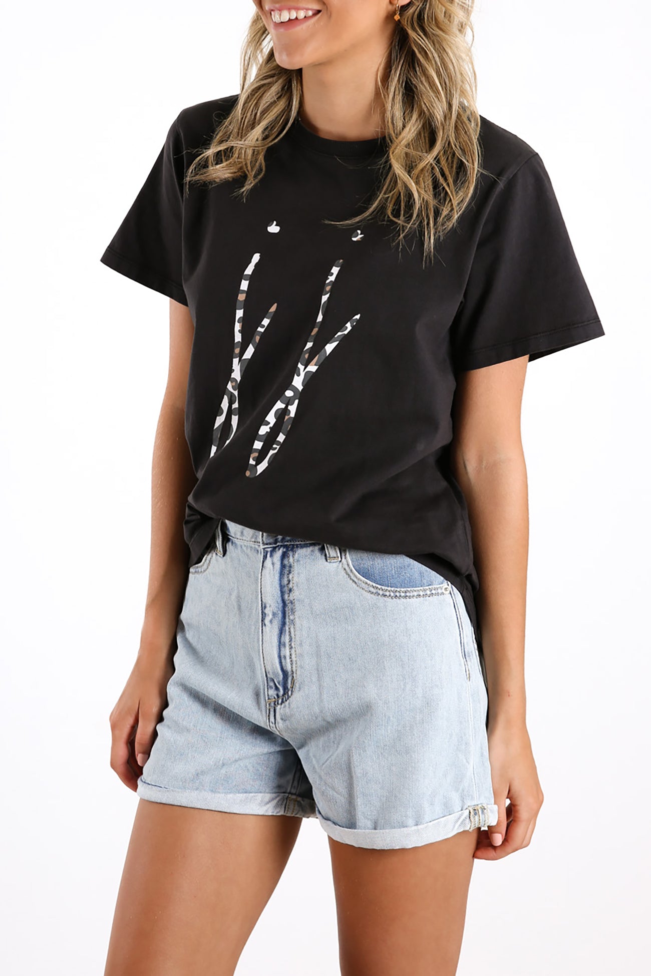 Inspire Tee Washed Black Leopard