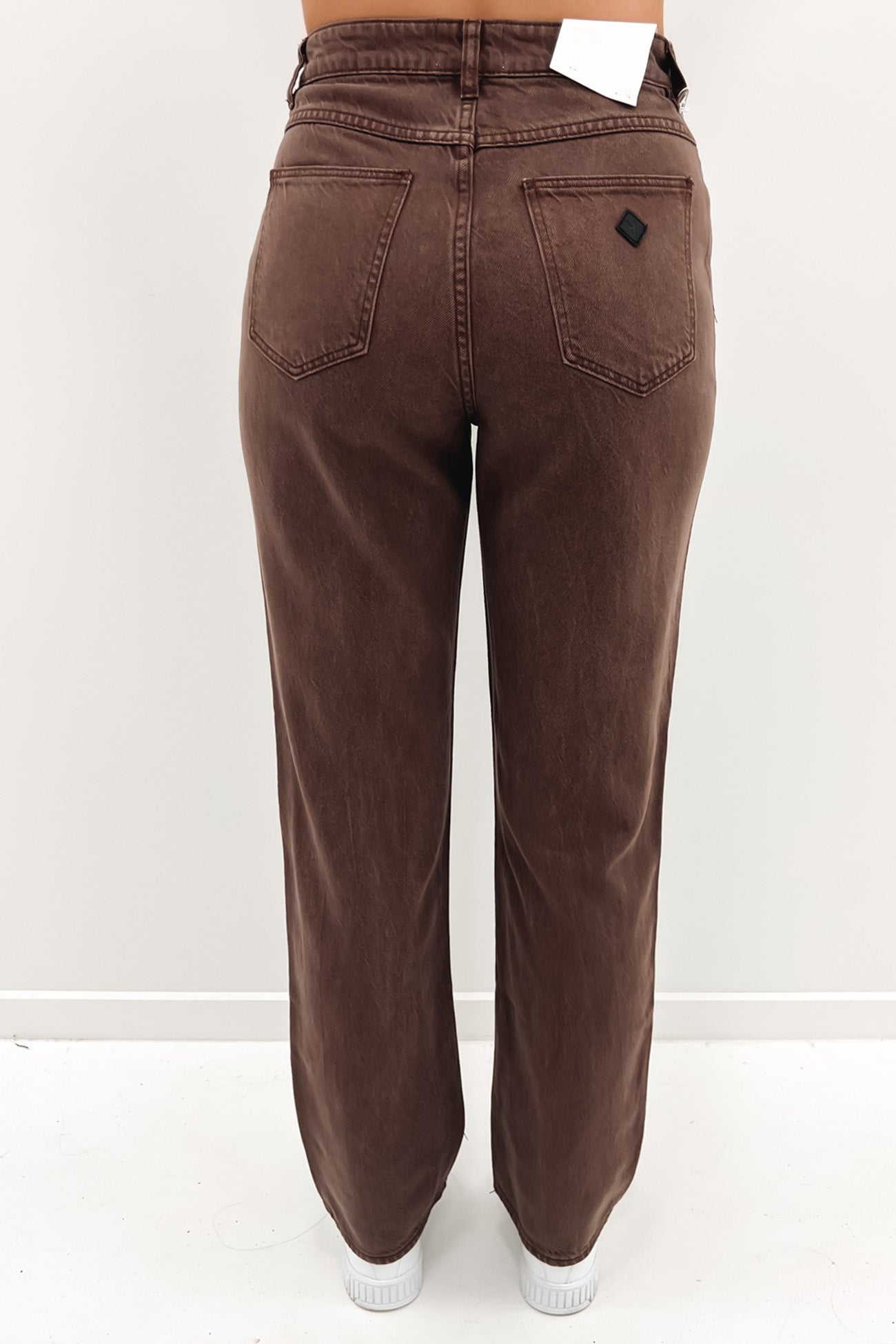 A 94 High Straight Jean Cocoa