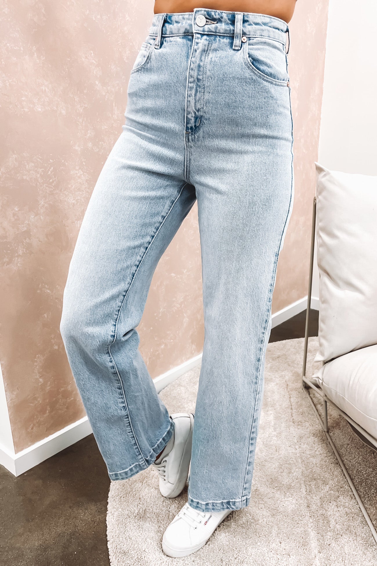 A 94 High & Wide Jean Evie Light Vintage Indigo