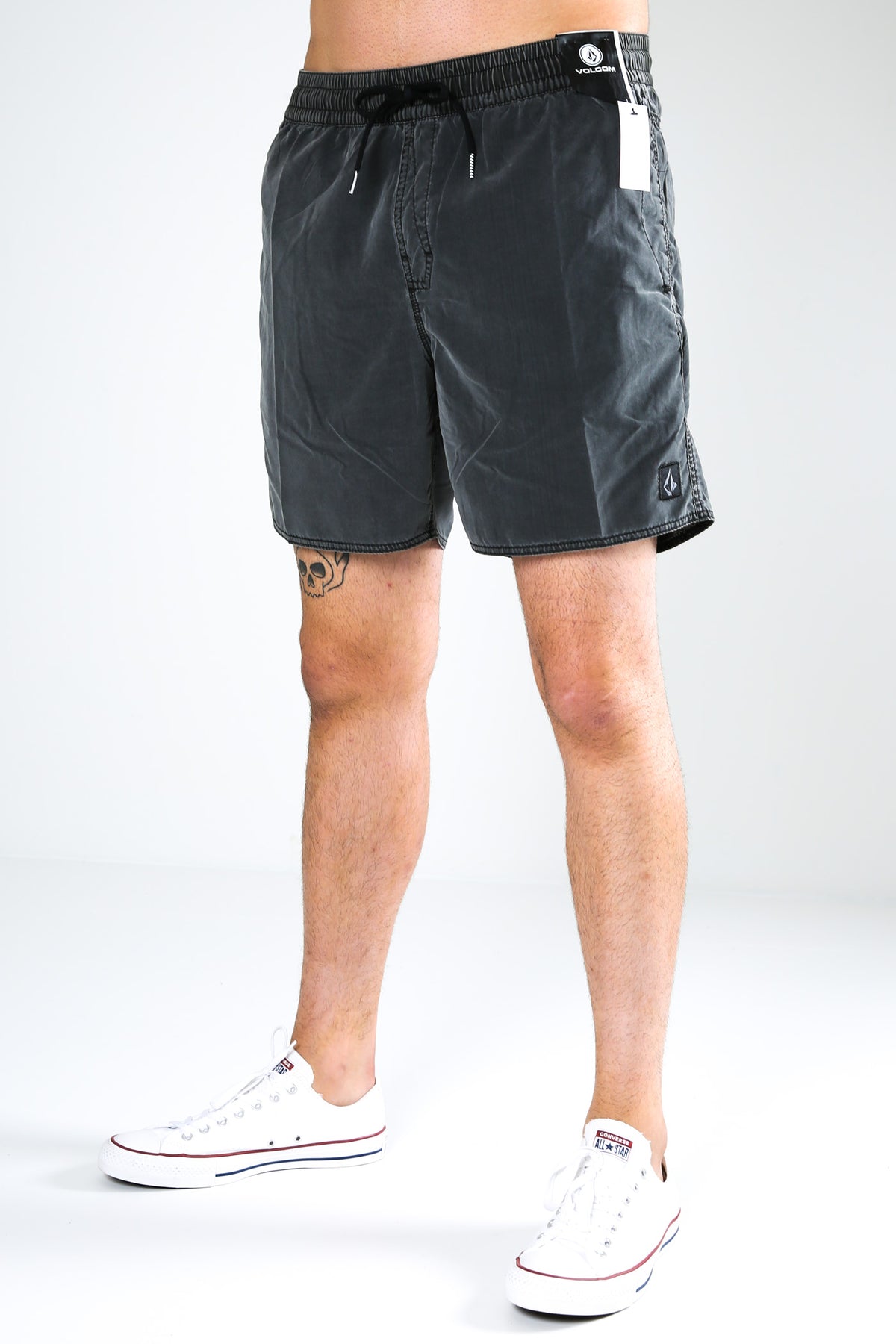 Center 17 Trunk Black