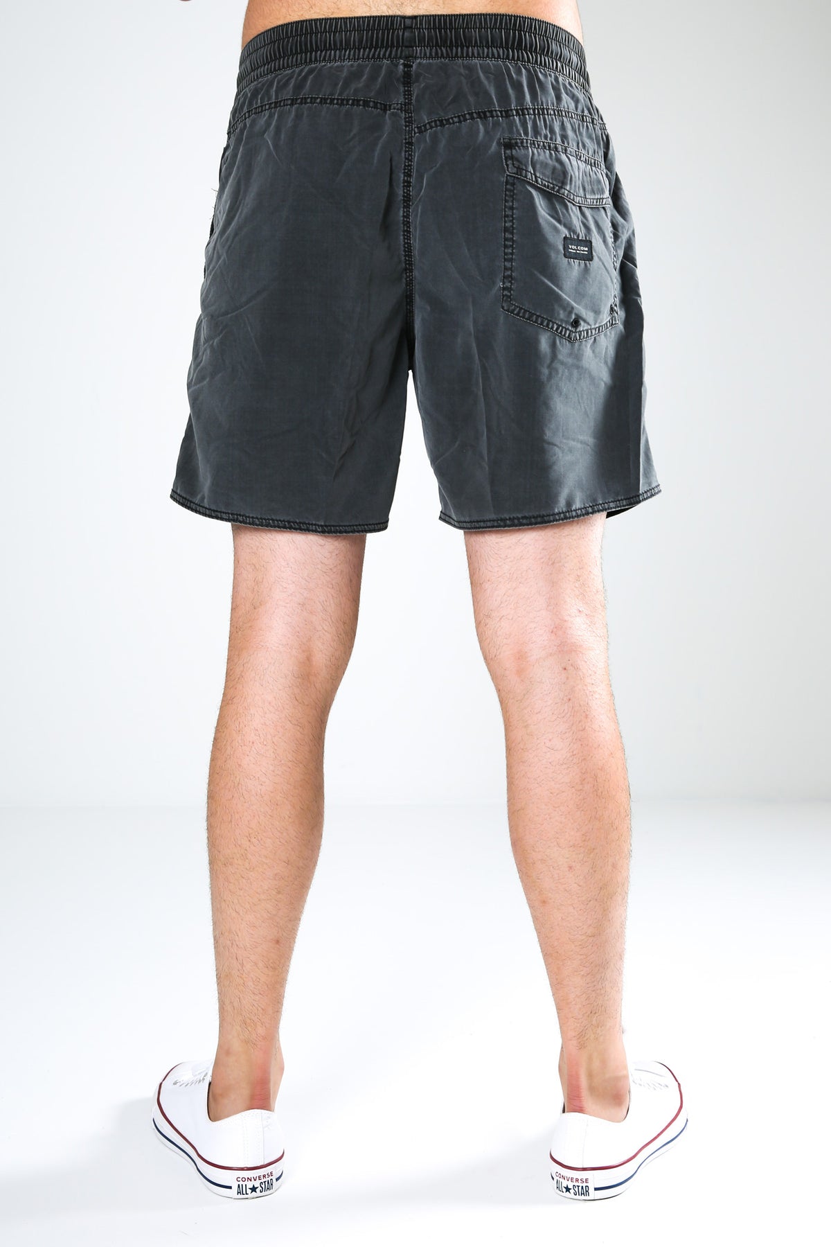 Center 17 Trunk Black