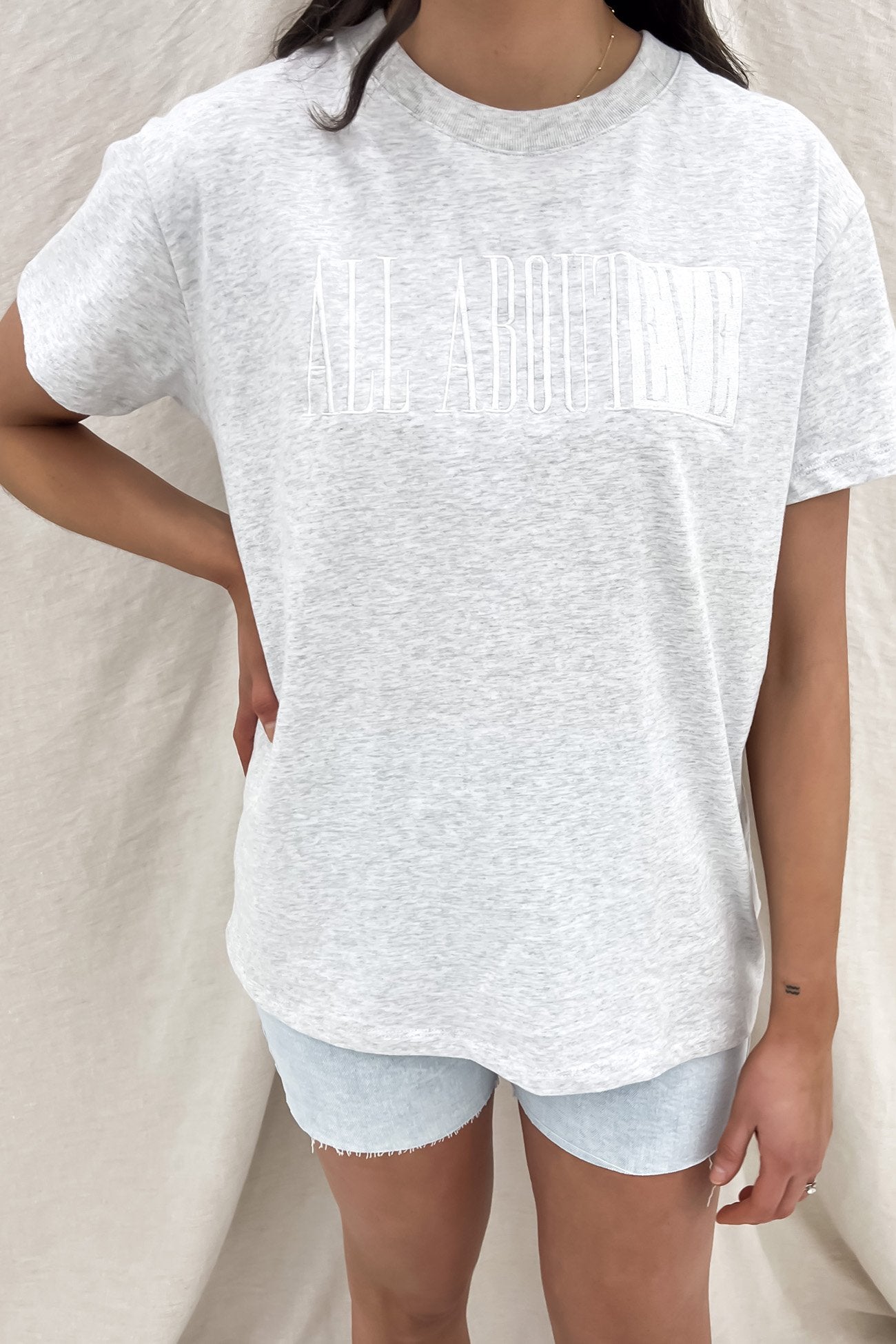 Heritage Tee Snow Marle