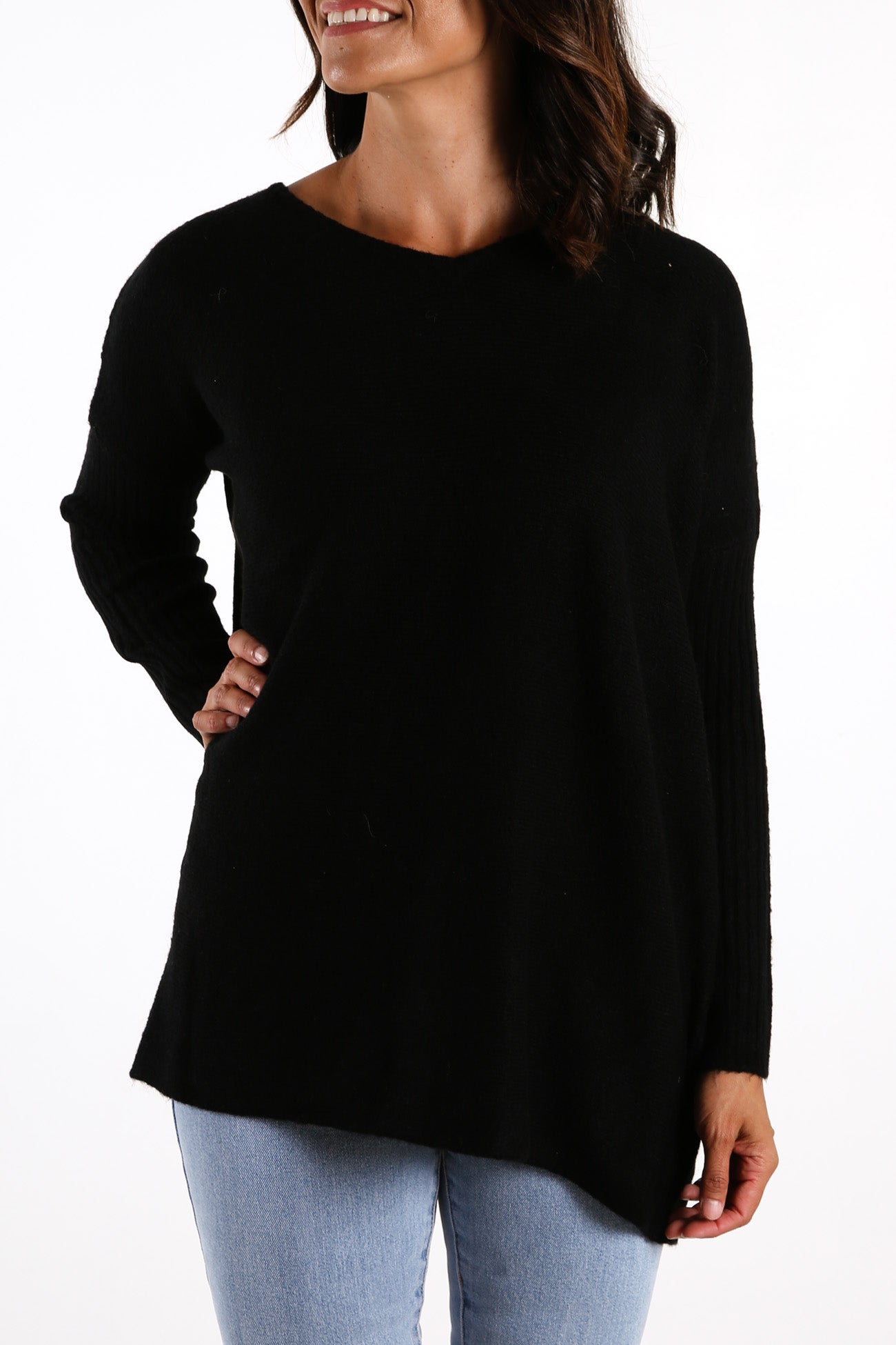Isadora V Neck Black