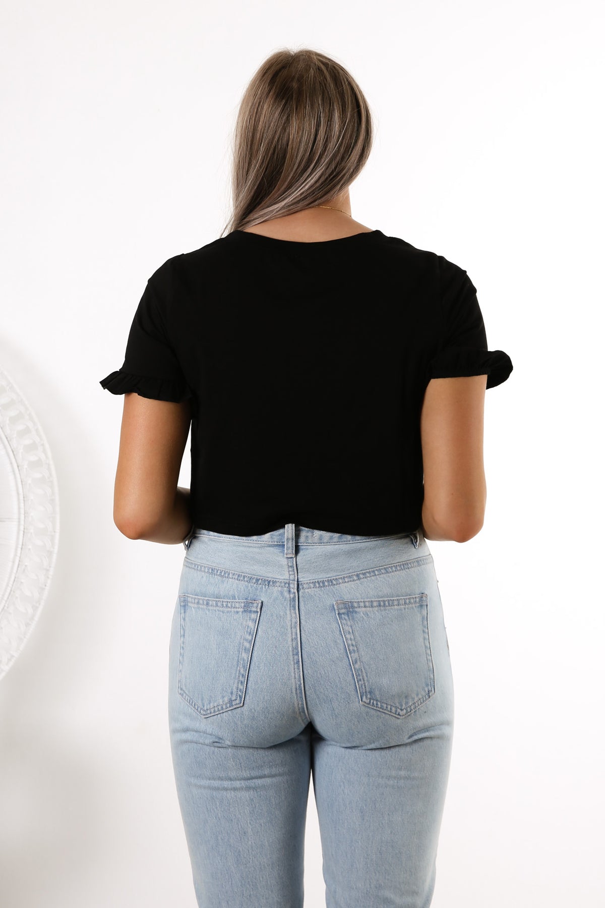 Kapono Crop Tee Black