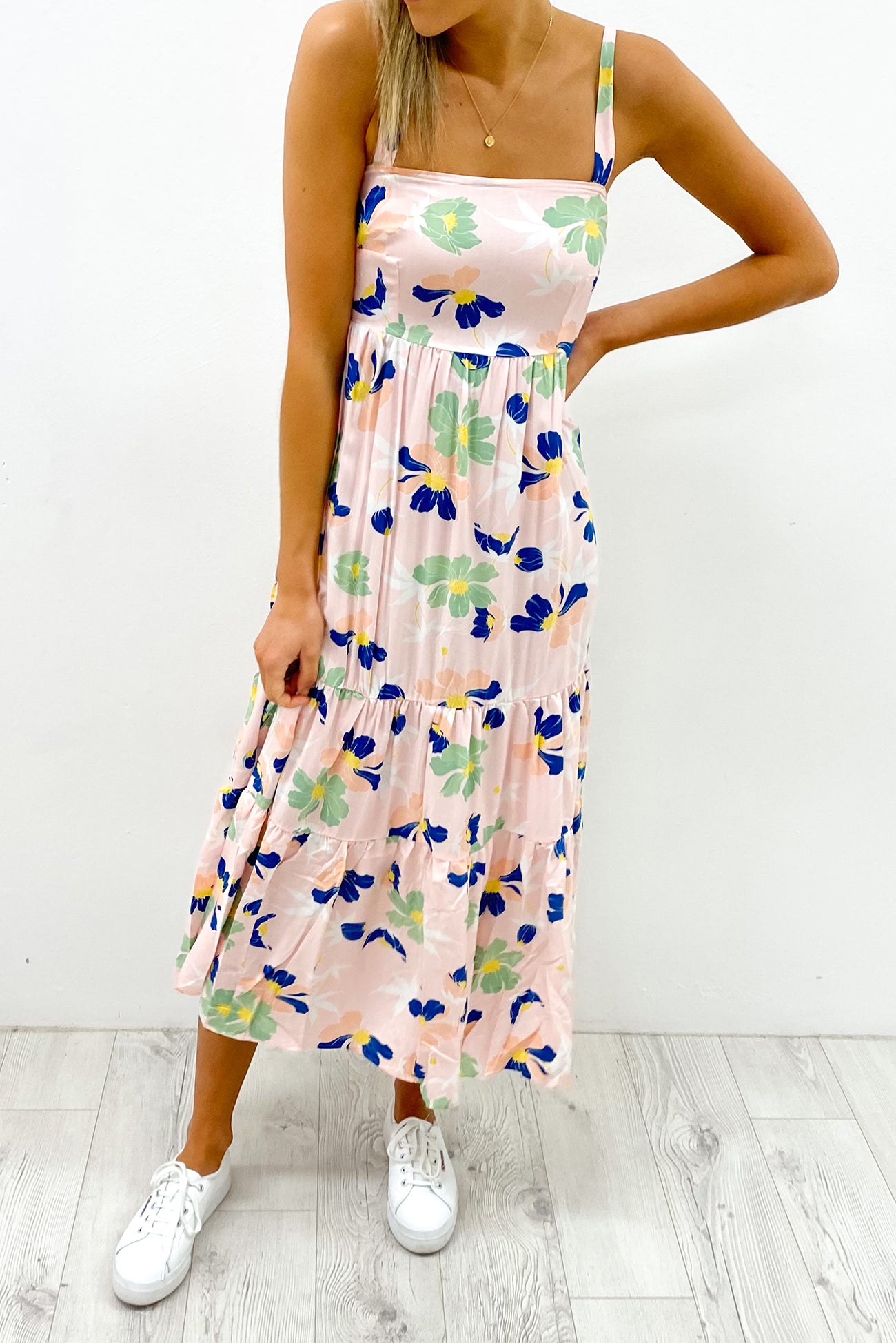 Kirby Dress Pink