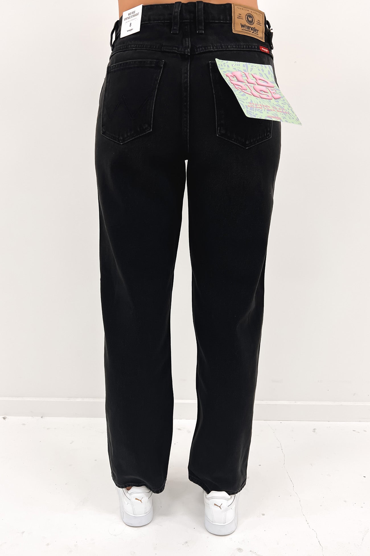Mid Rise Vintage Straight Jean Backstage Black