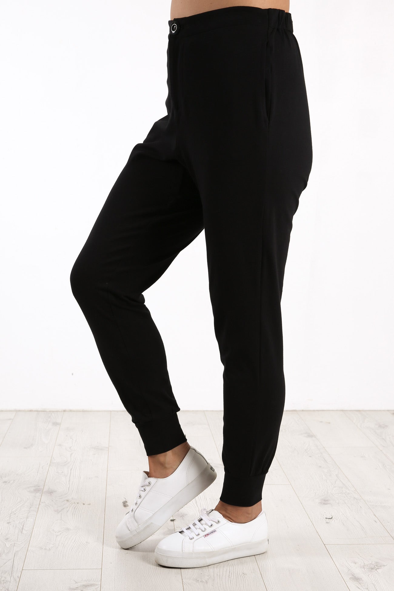 Mona Pant Black