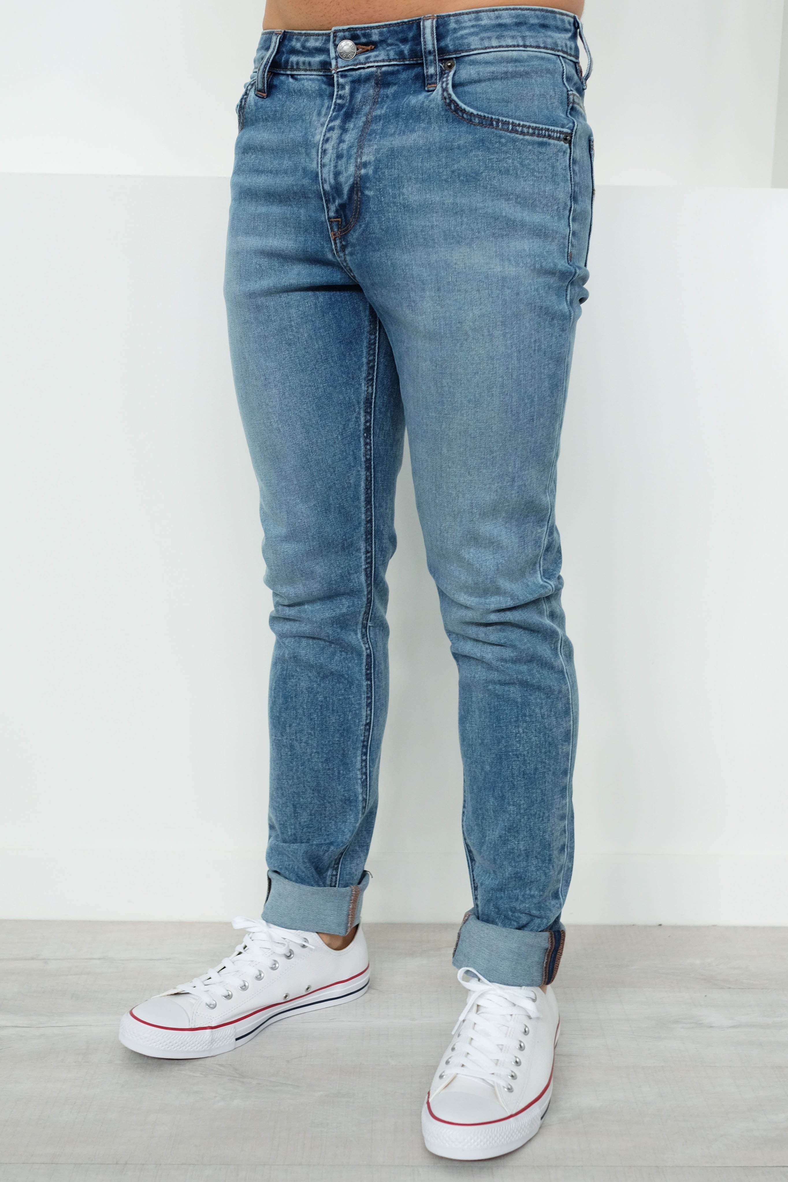 R2 Slim And Narrow Blue Focus Riders - Jean Jail