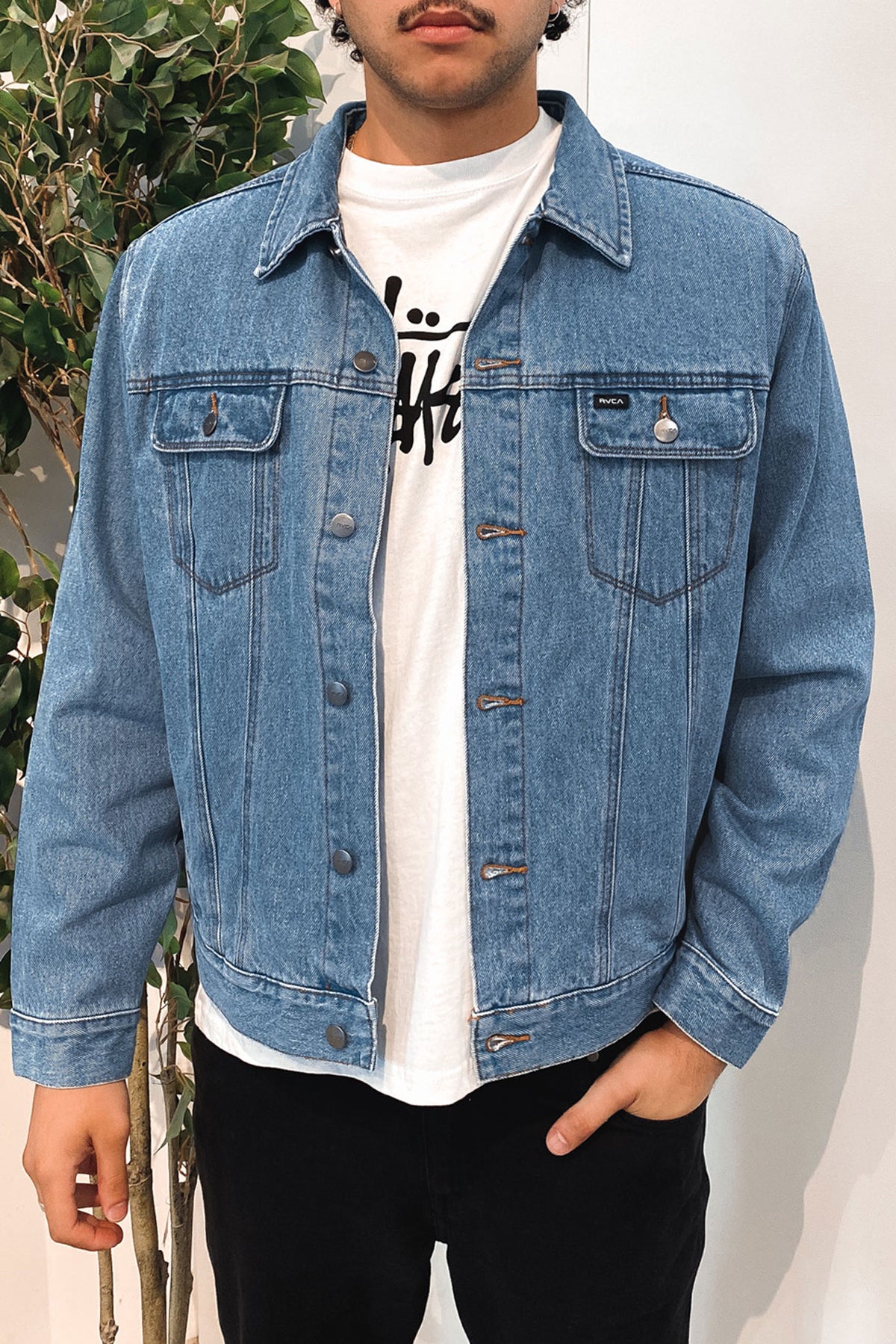 Rvca hotsell jean jacket