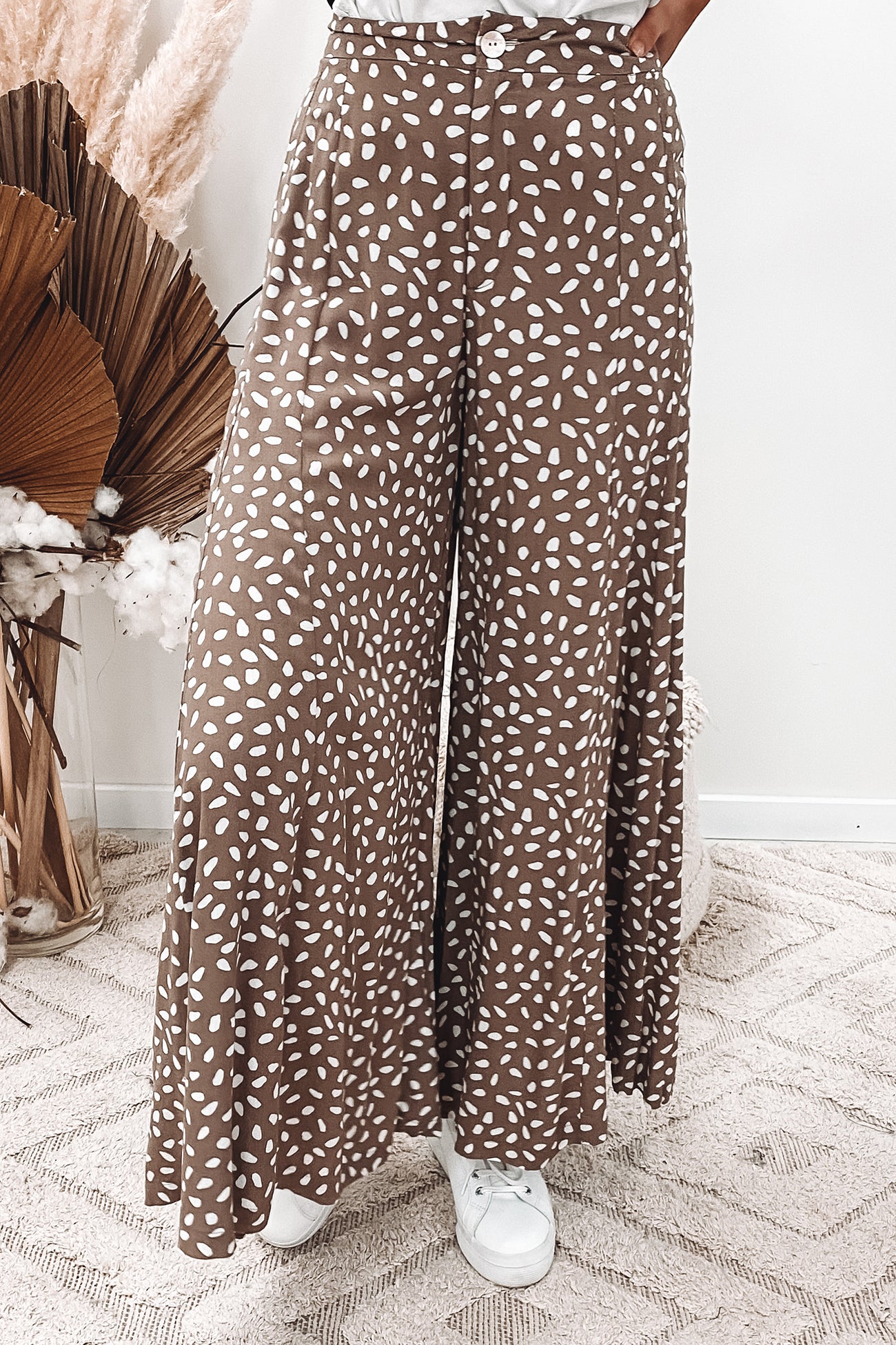 Romancing Pant Brown White